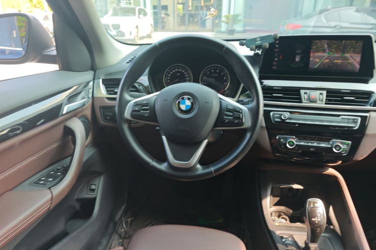 Used BMW X1 2020 sDrive25Li Leading Model
