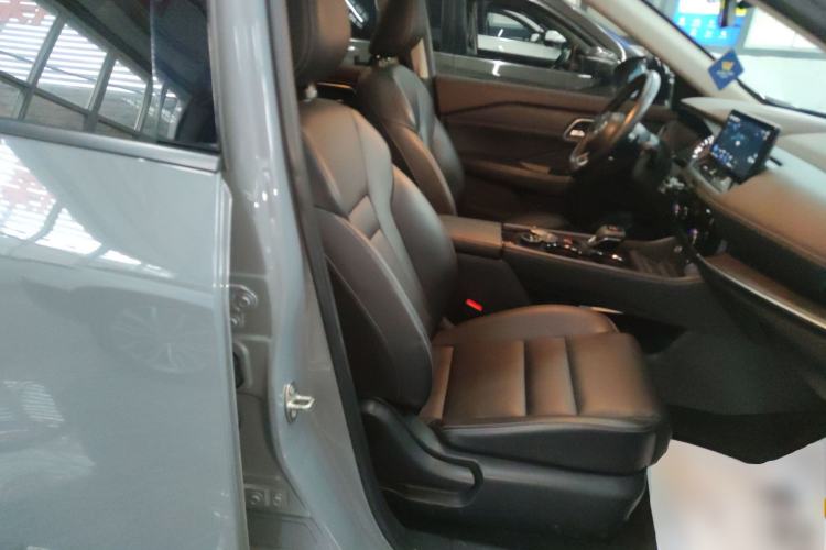 Used Nissan X-Trail 2021 VC-Turbo 300 CVT 4WD Luxury Edition
