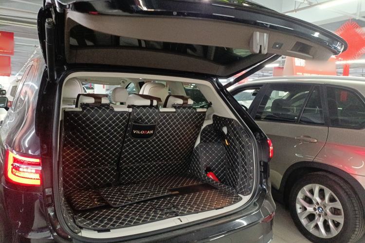 Used Volkswagen Viloran 2023 Revised 380TSI Prestige Edition