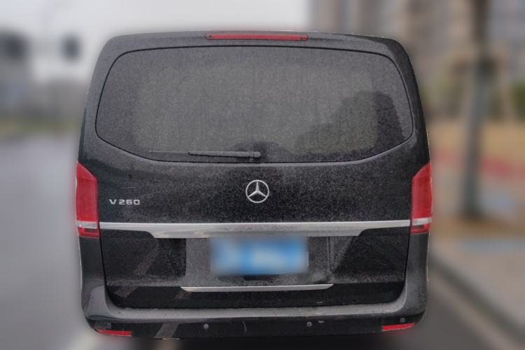 Used Mercedes-Benz V-Class 2016 V 260 Avantgarde Edition
