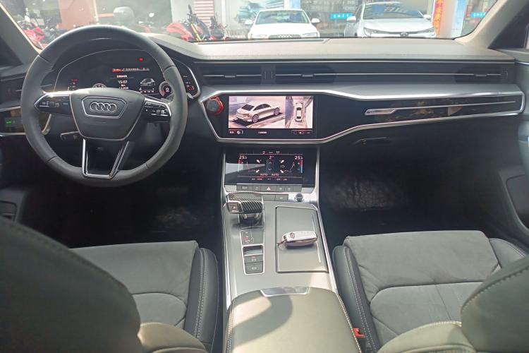 Used Audi A6L 2022 40 TFSI Luxury Dynamic Model
