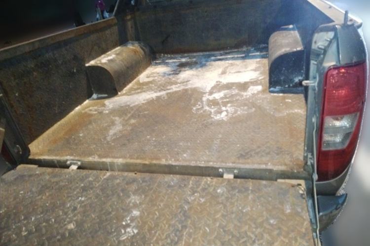 Used JMC Yuhu 5 2018 2.4T Classic Edition Diesel Manual Two-Wheel Drive Luxury Long-Wheelbase JX4D24A5L Trunk