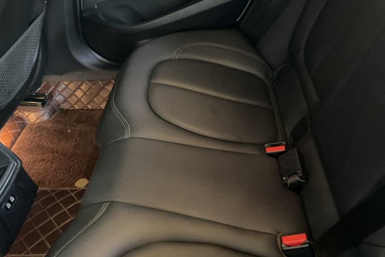 Used BMW 1 Series 2020 120i M Sport Package Interior 10