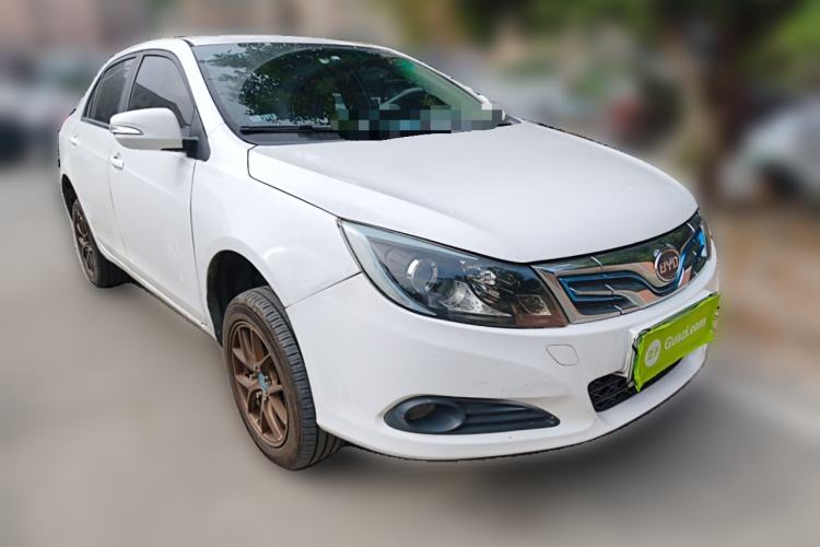 Used BYD e5 2018 450 Smart Connect Enjoyment Version
