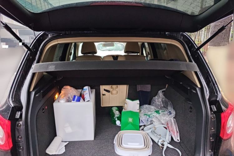 Used Volkswagen Tiguan 2010 1.8 TSI Automatic Two-Wheel Drive Trend Edition Trunk