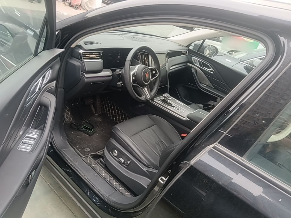 Hongqi HS7 PHEV 2024 2.0T PHEV Four-Wheel Drive Flagship Edition 7 Seats — снимка 18
