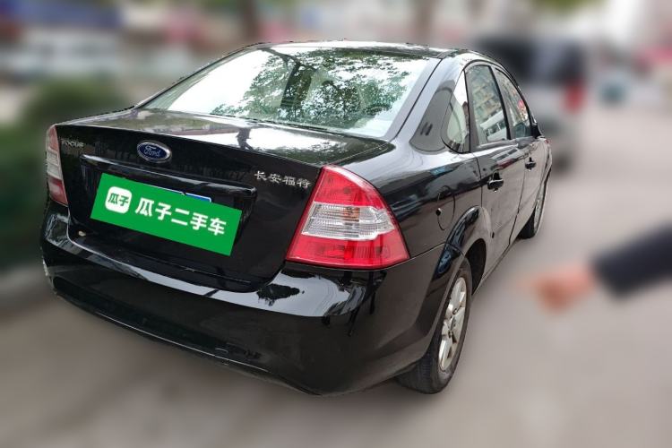 Used Ford Focus 2009 Sedan 1.8L Automatic Fashion Edition