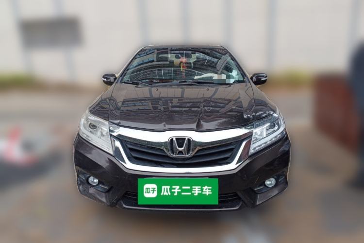 Used Honda Crider 2013 1.8L automatic luxury edition
