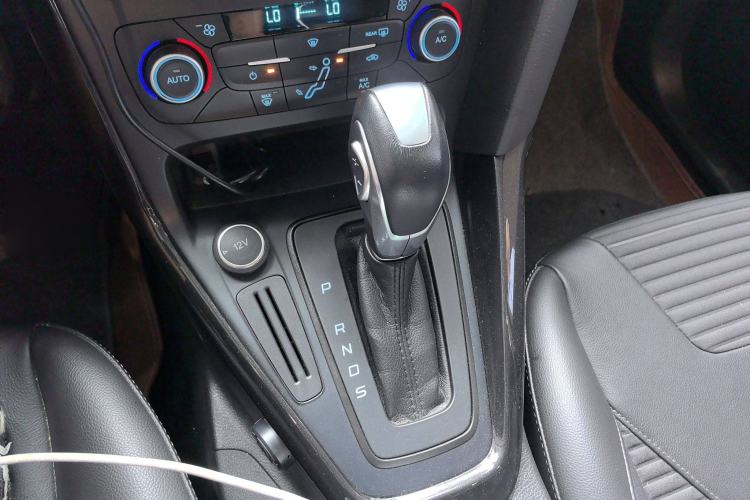 Used Ford Focus 2017 Sedan 1.6L Automatic Fashion Edition Smart Drive Version