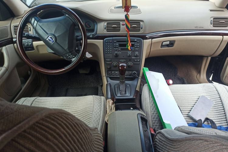 Used Volvo S80 2004 2.4
