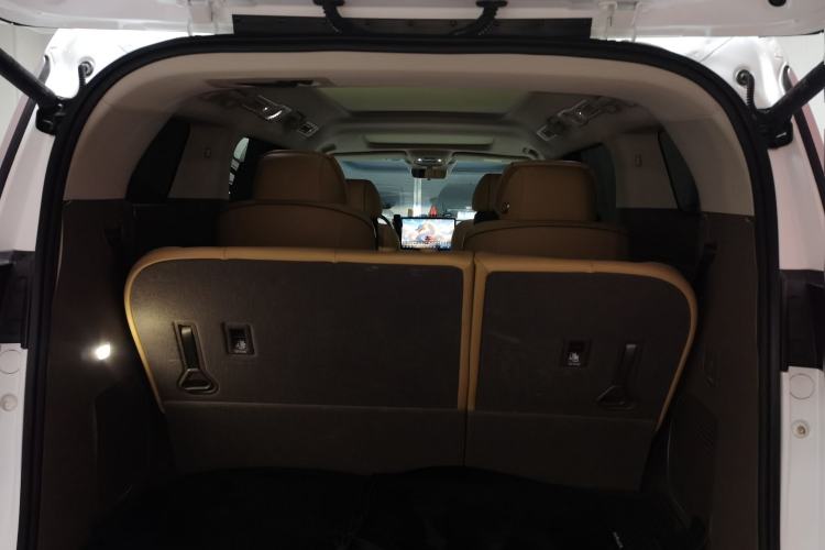 Used Denza D9 2022 DM-i 970 Four-Wheel Drive Prestige Model