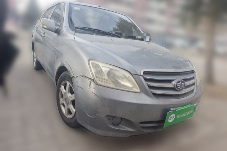 Used FAW Xiali N5 2011 1.3L Manual Luxury Edition Front Right 45 Deg