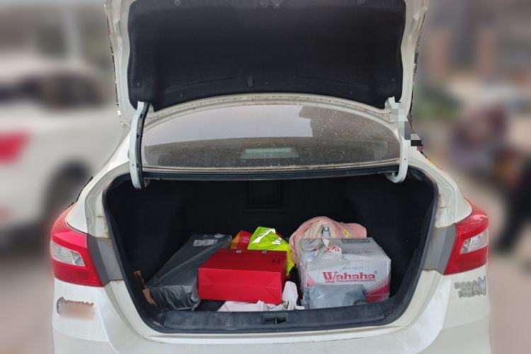 Used Nissan Sylphy 2019 1.6XV CVT Smart Connect Luxury Edition China VI Standard