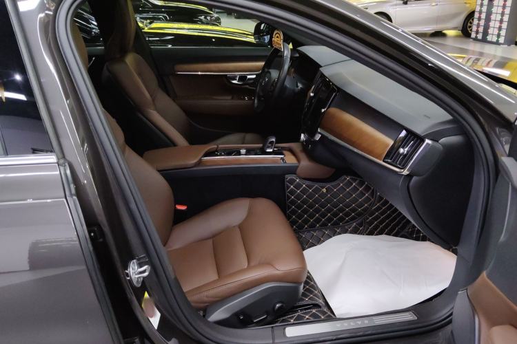 Used Volvo S90 2022 B5 Zhiyi Luxury Edition