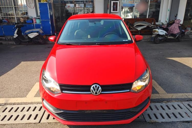 Used Volkswagen Polo 2014 1.4L Manual Fashion Edition