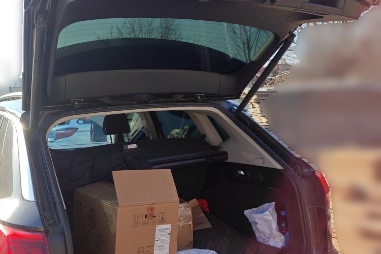 Used Volkswagen Tayron 2021 330TSI Two-Wheel Drive 30th Anniversary Edition Trunk