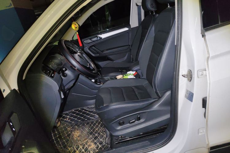 Used Volkswagen Tiguan L 2021 330TSI Automatic Two-Wheel Drive Smart Edition