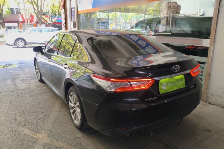 Used Toyota Camry 2019 Revised Version 2.0G Luxury Edition
