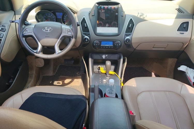 Used Hyundai ix35 2010 2.0L Automatic Two-Wheel Drive Elite Edition GLS