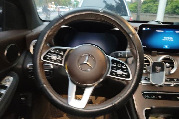 Used Mercedes-Benz GLC 2021 GLC 260 L 4MATIC Luxury Model Steering Wheel
