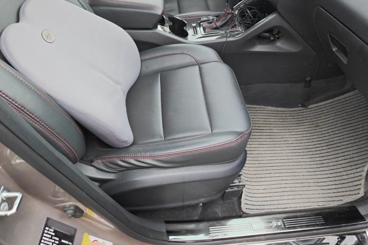 Used CHANGAN CS75 2017 Shangkui Edition 1.5T Automatic Fengxiang Model