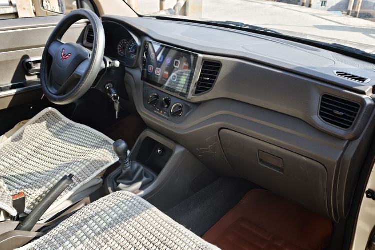 Used Wuling Hongguang V 2021 1.5L Enjoyment Edition LAR
