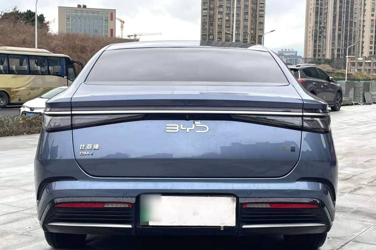 Used BYD Seal 2023 DM-i 1.5L 121km Prestige Model
