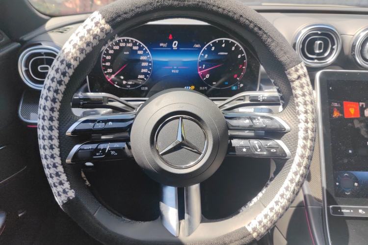 Used Mercedes-Benz C-Class 2025 Facelift C 260 L Sport Edition Steering Wheel