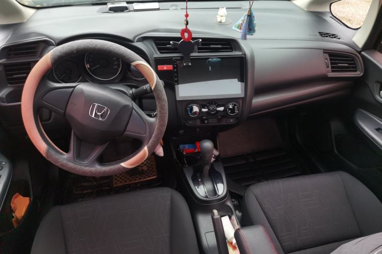 Used Honda Fit 2016 1.5L LXS CVT Comfort Sunroof Version Center Console