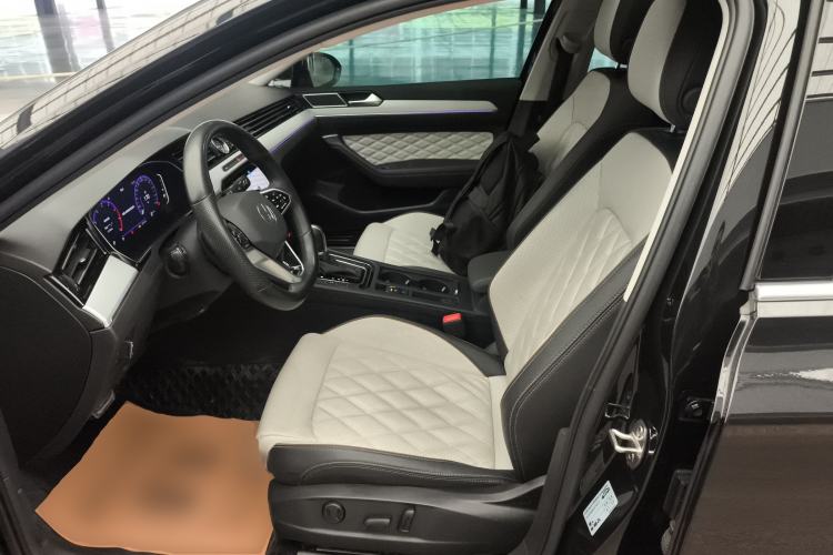 Used Volkswagen Magotan 2023 2 Million Units Commemorative Edition 330TSI DSG Luxury Version
