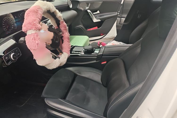 Used Mercedes-Benz A-Class 2022 Revised Version A 200 L Sport Sedan Fashionable Style Left Front Seat