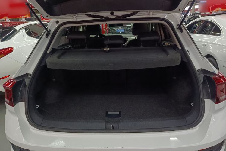 Used Volkswagen T-ROC 2018 230TSI DSG Two-Wheel Drive Advanced Version China V Standard