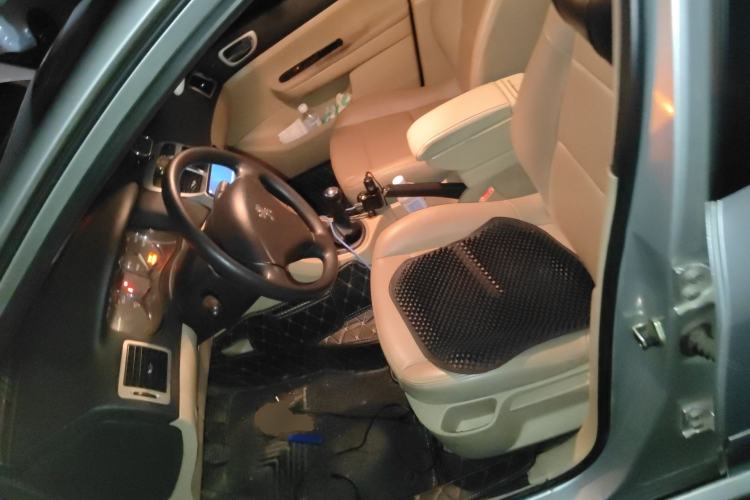 Used Peugeot 307 2010 Sedan 1.6L Manual Comfort Edition
