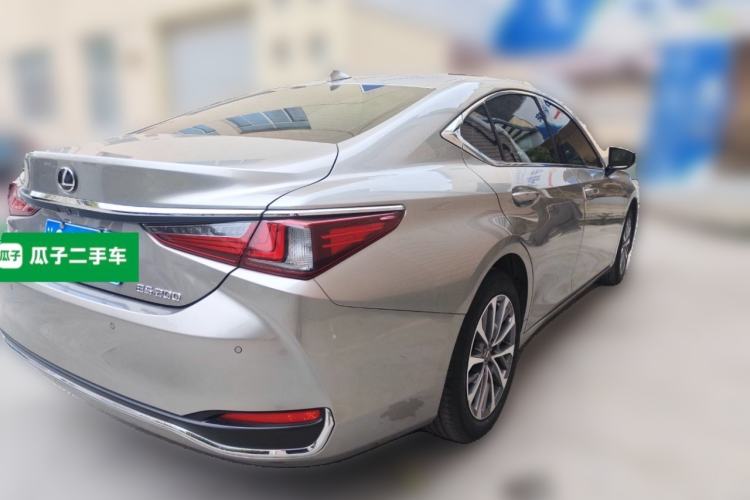 Used Lexus ES 2021 200 Excellence Edition