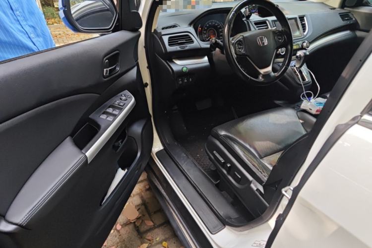 Used Honda CR-V 2015 2.4L two-wheel drive luxury version