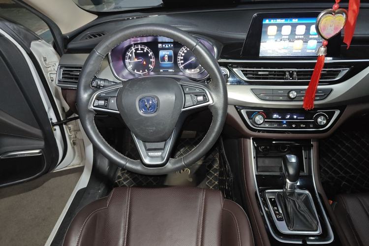 Used CHANGAN Raeton CC 2018 1.5T Automatic Elegant Starry Edition China V Standard Steering Wheel