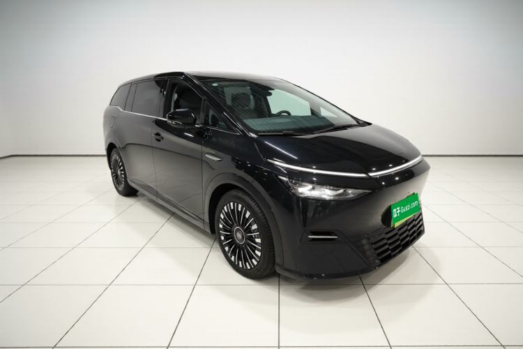 Used XPeng X9 2025 740 Ultra-Long Range Max