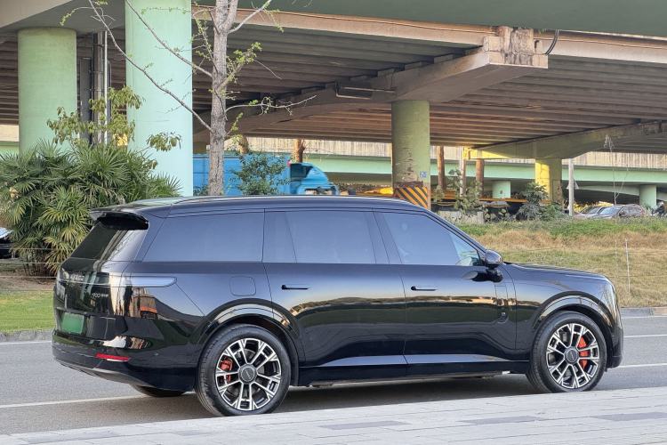 Used Lynk & Co 900 2025 1.5T Ultra
