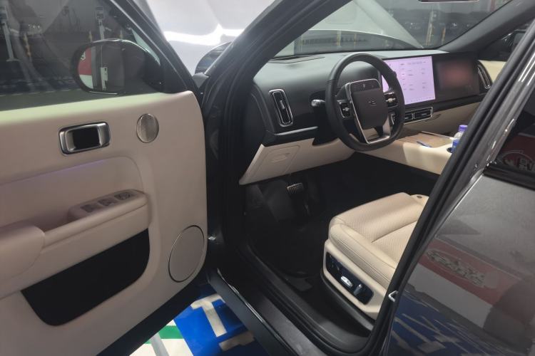 Used Li Auto L7 2023 Pro Model
