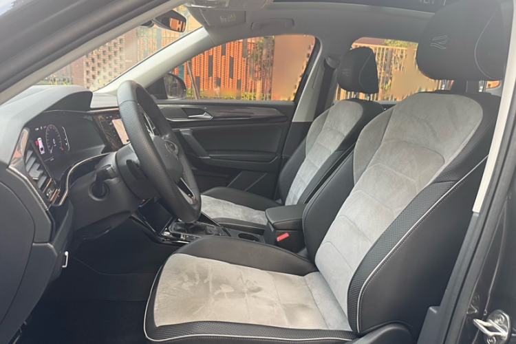 Used Volkswagen Tayron X 2020 330TSI Two-Wheel Drive Luxury Smart Connectivity Version