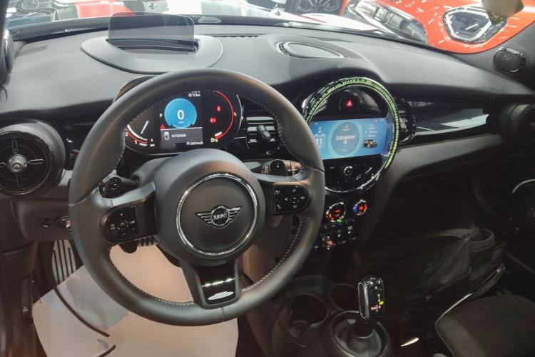 Used MINI JCW 2023 Facelift 2.0T JOHN COOPER WORKS ALL-IN Center Console