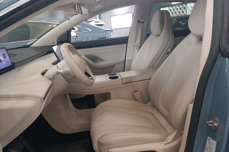 Used Hima Luxeed R7 2024 All-Electric 736 km Ultra
