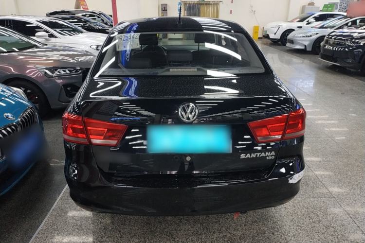 Used Volkswagen Santana 2015 1.6L Manual Fashion Edition Rear