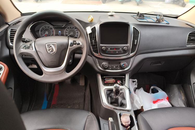 Used Baojun 560 2015 1.8L Manual Elite Edition
