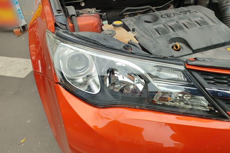 Used Toyota RAV4 2013 2.0L CVT Four-Wheel Drive New Edition
