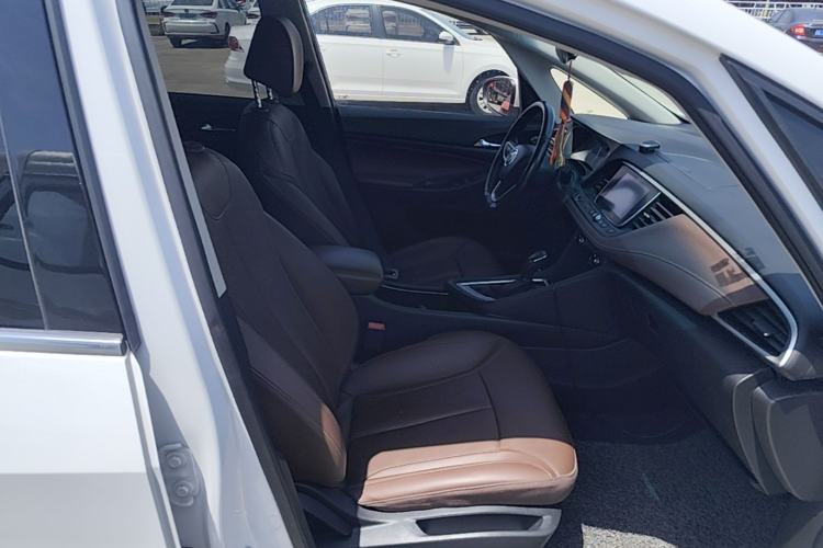 Used Buick GL6 2018 18T 6-Seater Luxury Model
