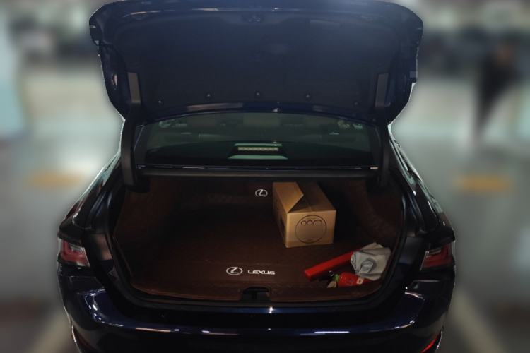 Used Lexus ES 2025 200 Premium Edition Trunk