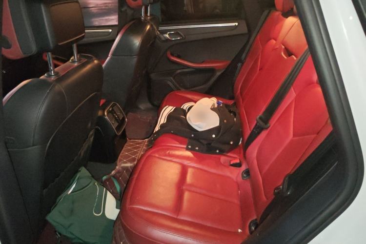 Used Porsche Macan 2016 Macan 2.0T Left Rear Seat