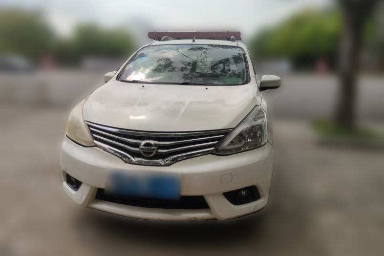 Used Nissan Livina 2013 1.6XE Manual Comfort Edition