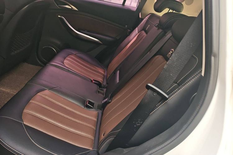 Used BYD Song 2017 Gaishe Upgrade Edition 1.5TID Automatic Elite Model